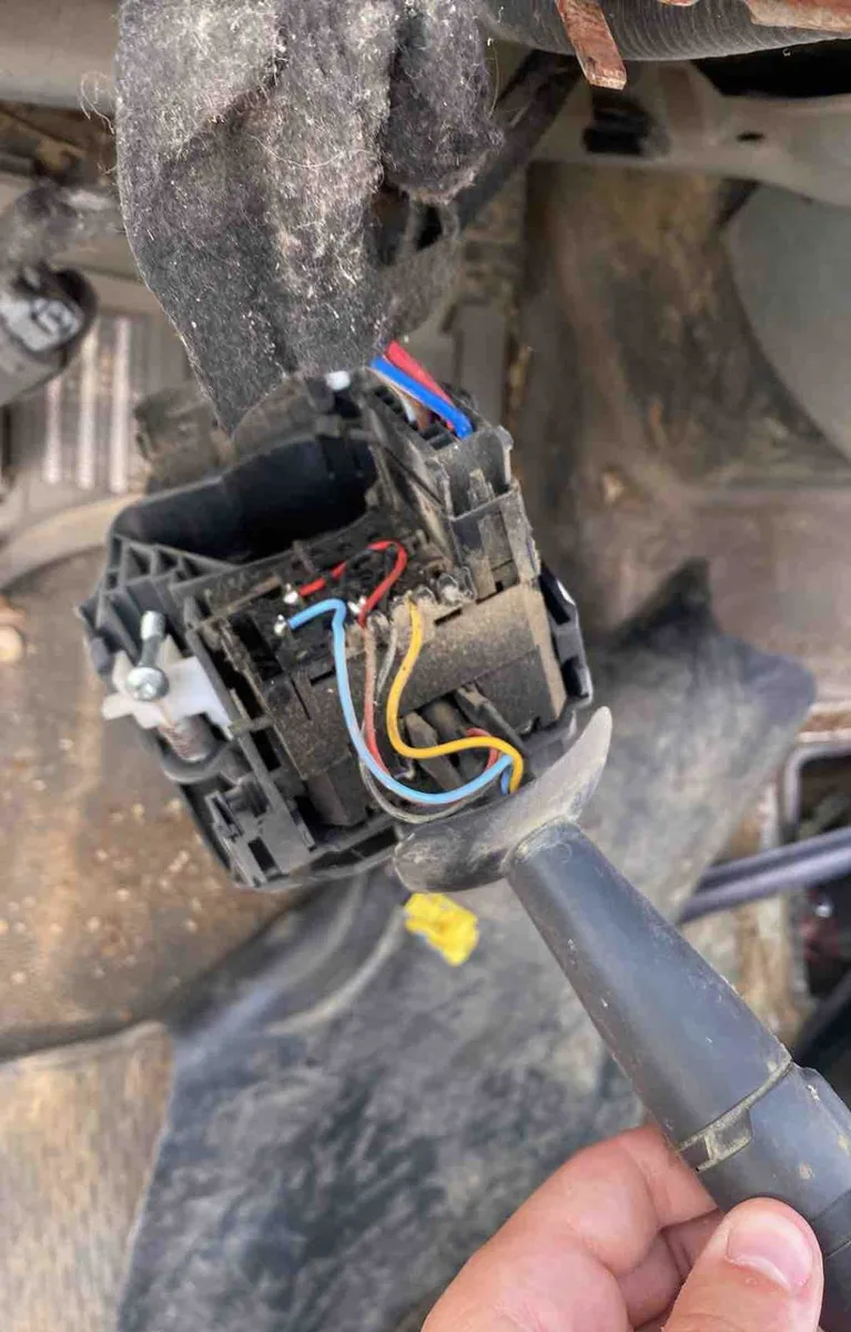Commande clignotant NISSAN INTERSTAR 1 PHASE 2 occasion