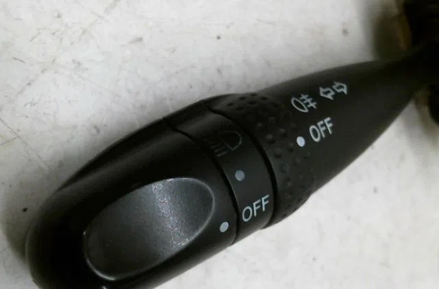 Commande clignotant Nissan PIXO (UA0) 1.0 (2009) 5 portes occasion