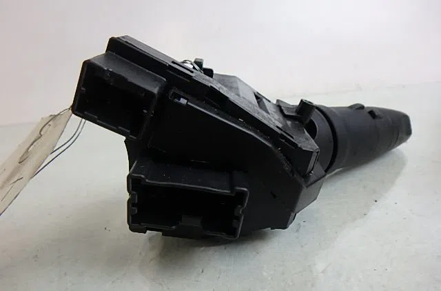 Commande clignotant Nissan X-TRAIL I (T30) 2.2 di 4x4 (2001-2005) occasion