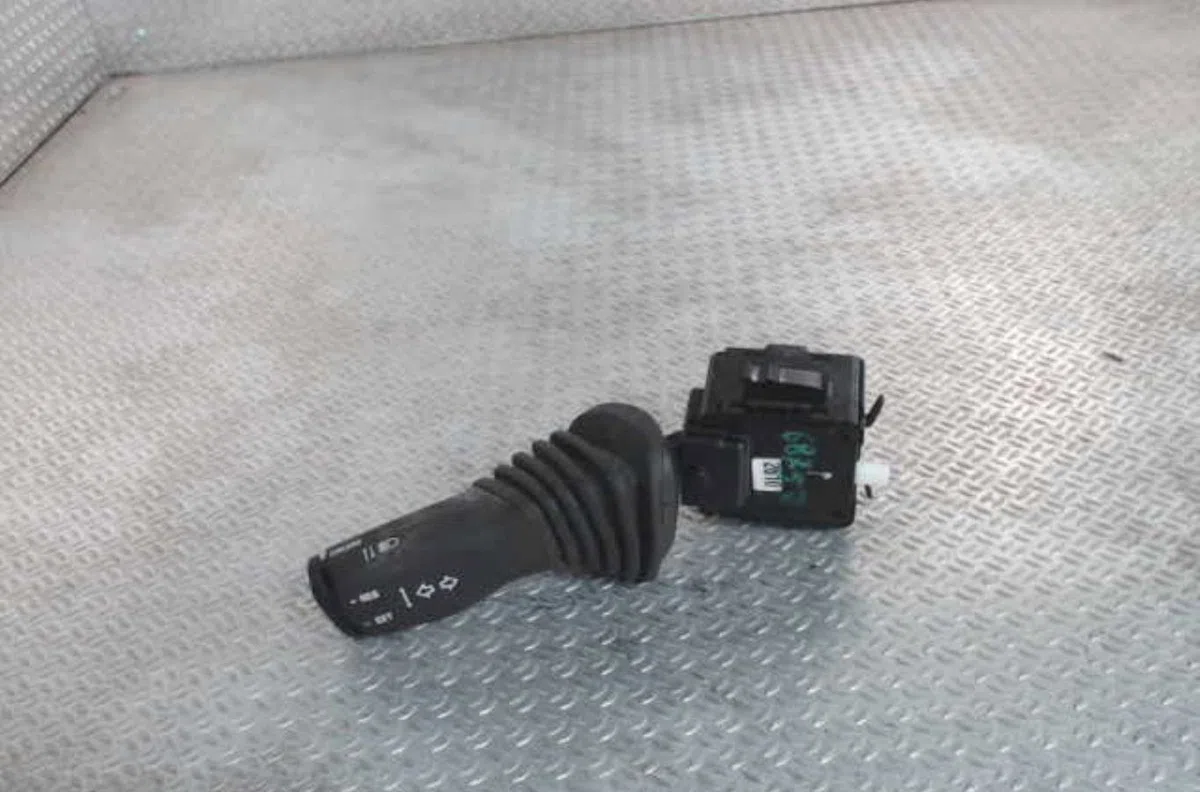 Commande clignotant Opel ANTARA A (L07) 2.2 cdti (2010-2015) occasion