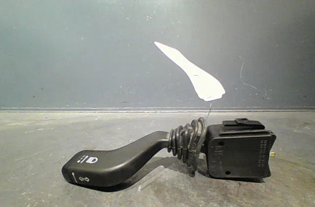 Commande clignotant Opel ASTRA G 3-5 portes (T98) 2.0 dti 16v (f08, f48) (1999-2005) occasion