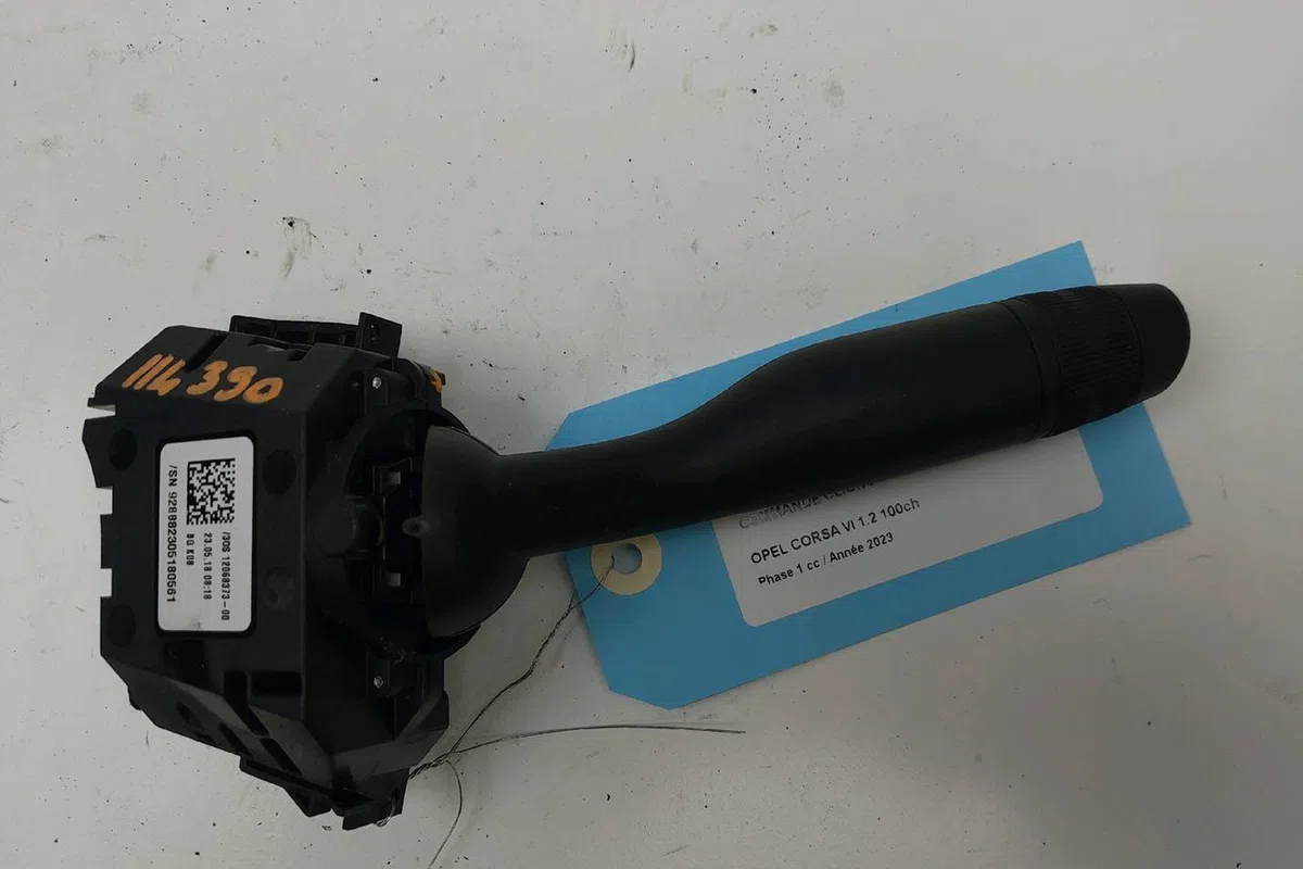 Commande clignotant Opel CORSA F 1.2 (68) (2019) occasion