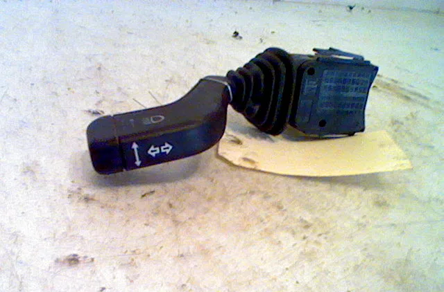 Commande clignotant OPEL CORSA II 1996 occasion