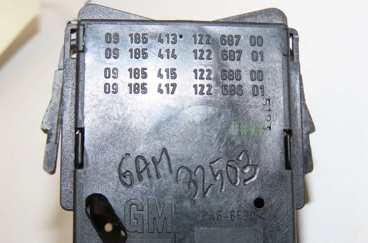Commande clignotant Opel MERIVA A Monospace (X03) 1.7 cdti (e75) (2003-2010) occasion