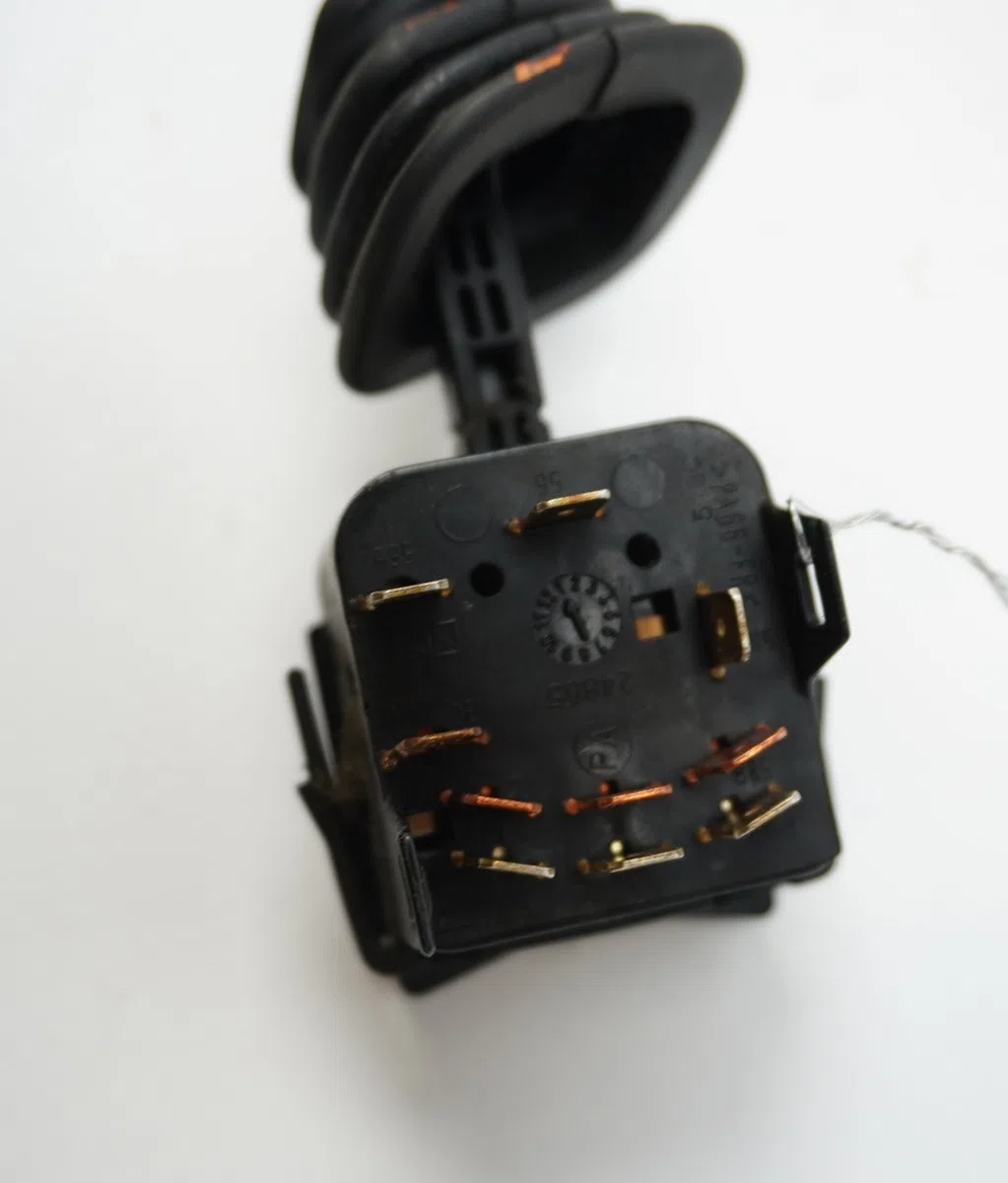 Commande clignotant Opel VECTRA B Break (J96) 2.0 dti 16v (f35) (1997-2003) occasion