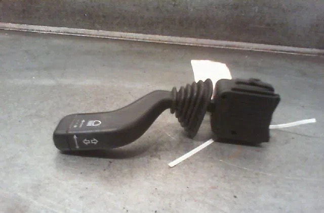 Commande clignotant Opel VECTRA B (J96) 1.6 i 16v (f19) (1995-2002) occasion
