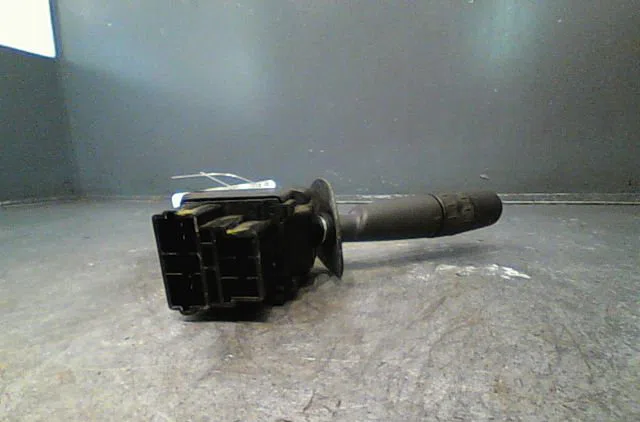 Commande clignotant Peugeot 406 (8B) 2.1 td 12v (1996-2004) occasion