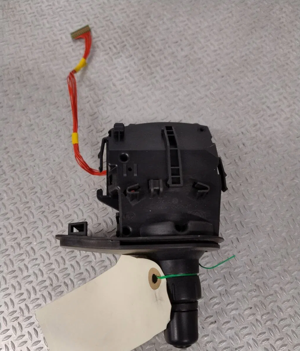 Commande clignotant RENAULT CLIO 3  CLIO 3 PHASE 2 BREAK occasion