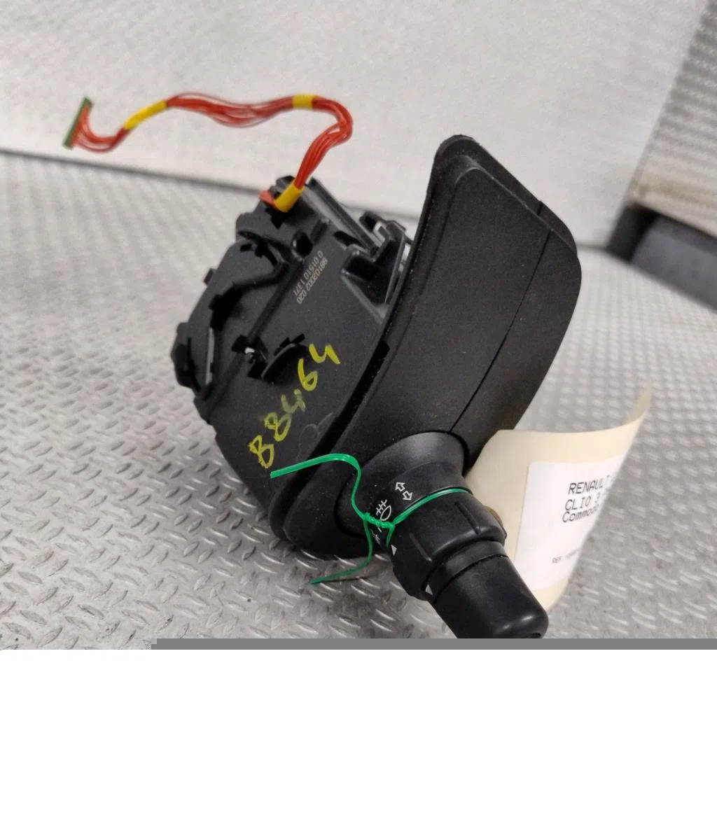 Commande clignotant RENAULT CLIO 3  CLIO 3 PHASE 2 BREAK occasion
