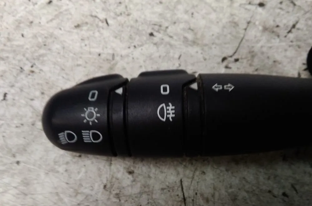 Commande clignotant RENAULT CLIO II  1.5 DCI 65ch occasion