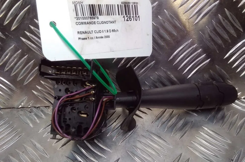 Commande clignotant Renault CLIO II (BB_, CB_) 1.9 d (b-cb0j) (2000-2001) 5 portes occasion