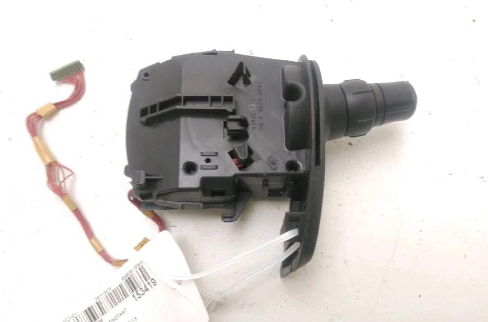 Commande clignotant Renault CLIO III Grandtour (KR0-1_) 1.5 dci (kr0g) (2007-2012) occasion