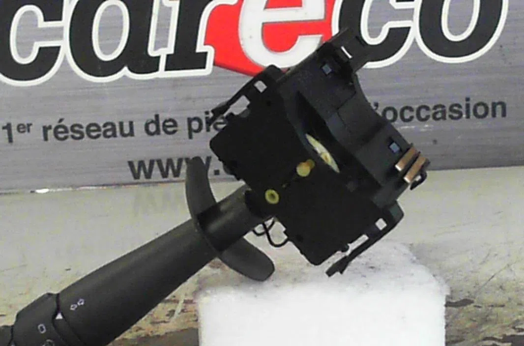 Commande clignotant Renault ESPACE IV (JK0-1_) 1.9 dci (jk0u) (2003-2005) 5 portes occasion