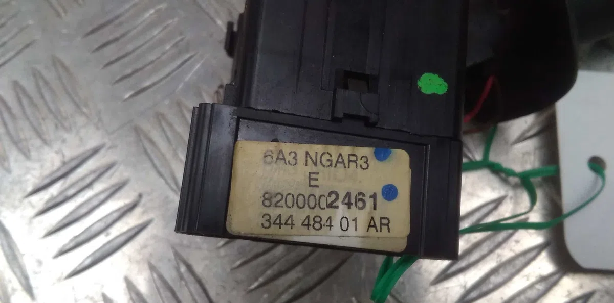 Commande clignotant Renault ESPACE IV (JK0-1_) 2.2 dci (jk0h) (2002-2006) occasion