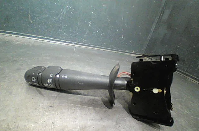 Commande clignotant Renault ESPACE IV (JK0-1_) 2.2 dci (jk0h) (2002-2006) occasion