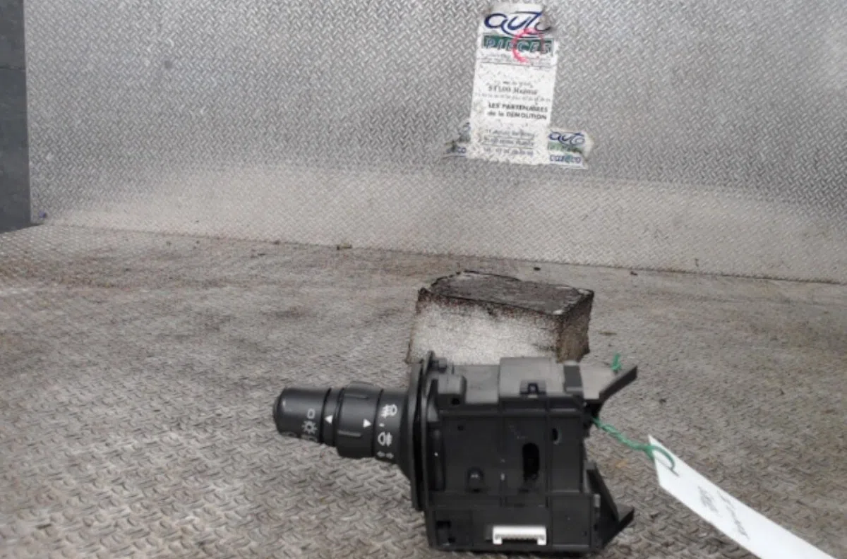 Commande clignotant RENAULT GRAND SCENIC 2  GRAND SCENIC 2 PHASE 1 occasion