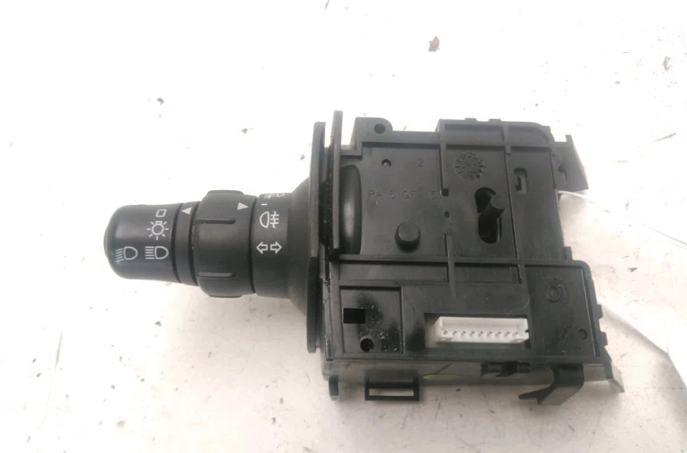 Commande clignotant Renault GRAND SCÉNIC II (JM0-1_) 1.6 (2004-2006) occasion