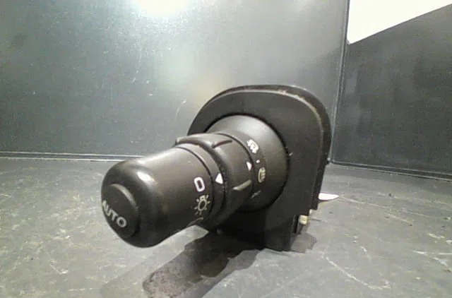 Commande clignotant Renault GRAND SCÉNIC II (JM0-1_) 1.9 dci (jm0g, jm12, jm1g, jm2c) (2004-2006) occasion