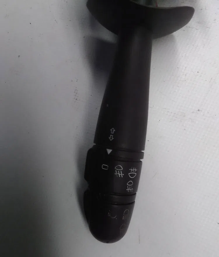 Commande clignotant Renault LAGUNA II Grandtour (KG0-1_) 1.9 dci (kg0g) (2001-2007) occasion
