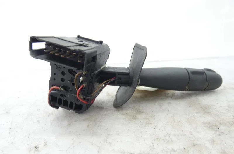 Commande clignotant RENAULT MEGANE 1 PHASE 1 occasion — photo 2