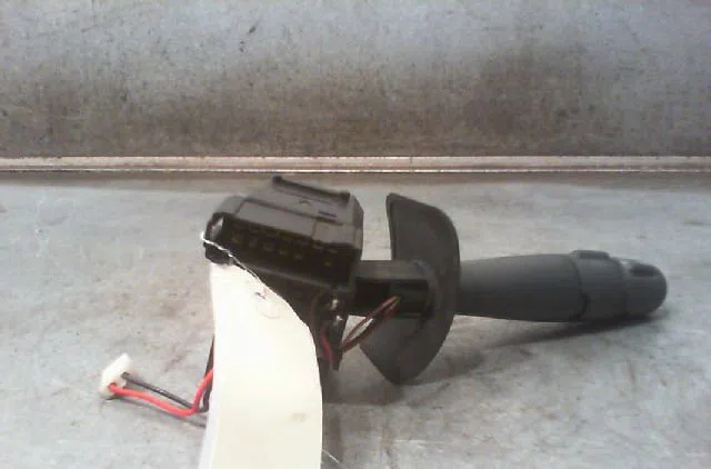 Commande clignotant RENAULT MEGANE I Phase 1 11-1995--03-1999 occasion
