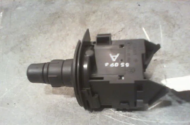 Commande clignotant RENAULT MEGANE II Phase 1 09-2003--12-2005 occasion