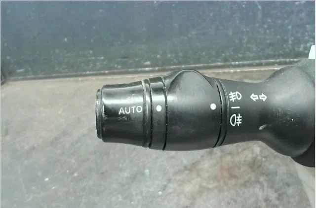 Commande clignotant Renault MEGANE III Grandtour (KZ0-1) 1.5 dci (kz09, kz0d, kz1g, kz29, kz14, kz1w, kz10, kz1f,... (20