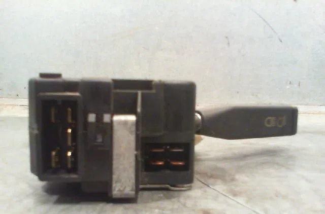 Commande clignotant RENAULT R19 1989 occasion