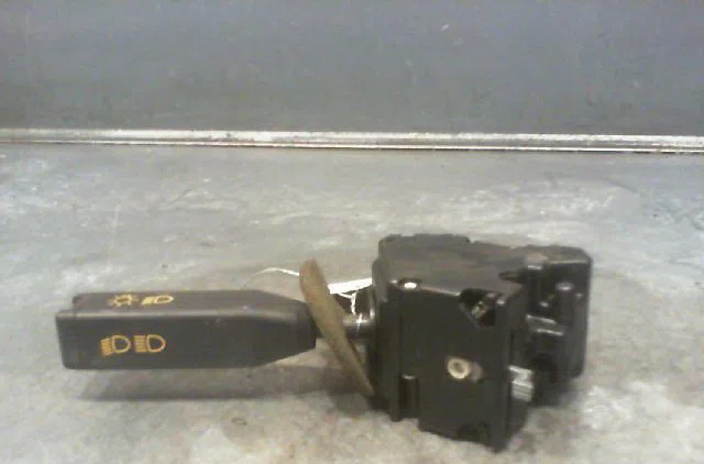 Commande clignotant RENAULT R21 1989 occasion