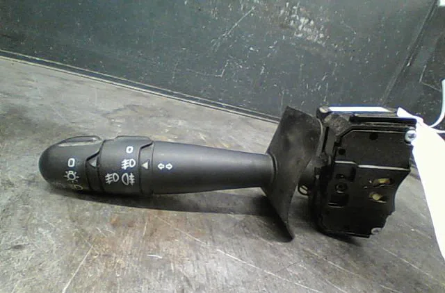 Commande clignotant RENAULT SCENIC 2002 occasion