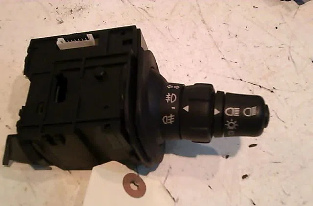 Commande clignotant Renault SCÉNIC II (JM0-1_) 1.5 dci (jm02, jm13) (2003-2005) occasion