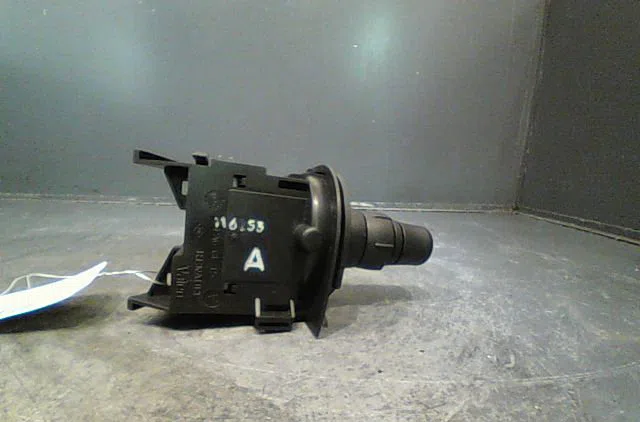 Commande clignotant Renault SCÉNIC II (JM0-1_) 1.5 dci (jm0f) (2003-2006) 5 portes occasion