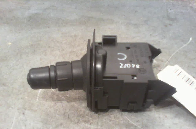 Commande clignotant RENAULT SCENIC II Phase 1 03-2004--09-2006 occasion