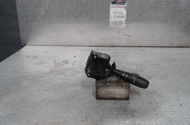 Commande clignotant RENAULT TRAFIC 3 COURT  TRAFIC 3 COURT PHASE 1 occasion
