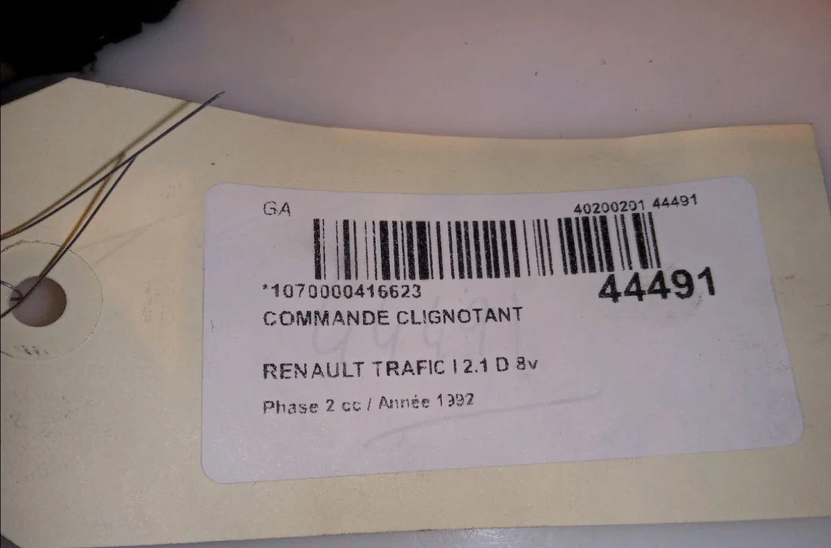 Commande clignotant Renault TRAFIC Autobus-Autocar (T5, T6, T7) 2.1 d (1980-1989) occasion