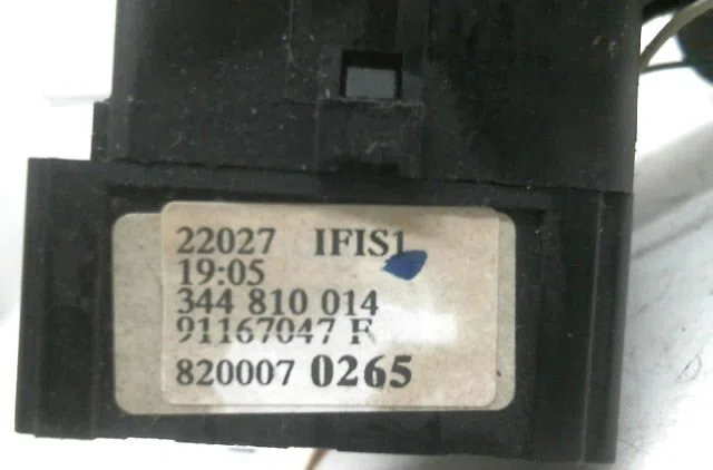 Commande clignotant Renault TRAFIC II Camionnette (FL) 2.0 dci 115 (fl01, fl0u) (2006) occasion