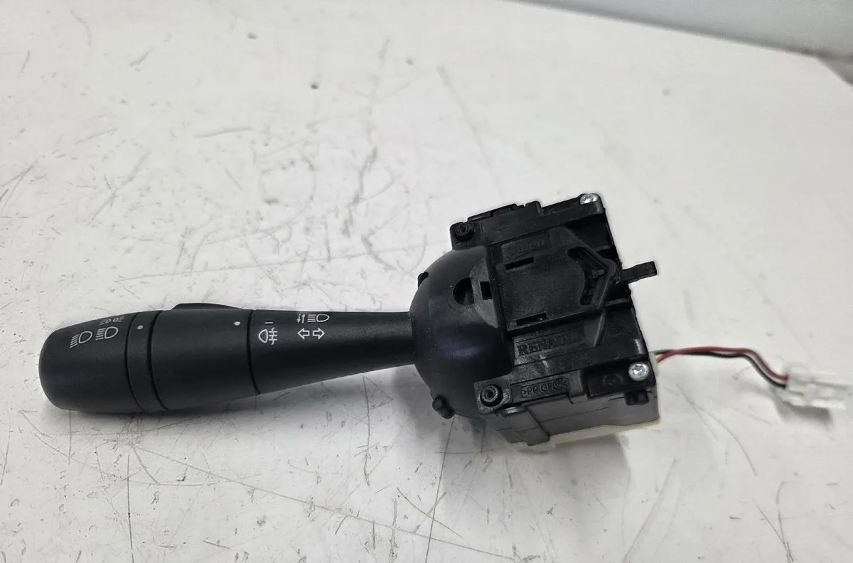 Commande clignotant RENAULT TWINGO 3 PHASE 1 occasion