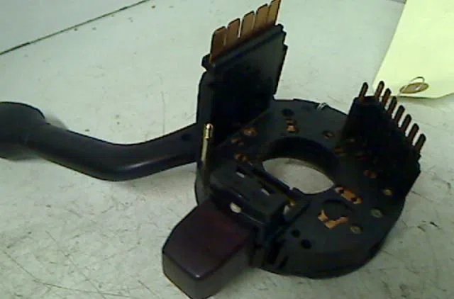 Commande clignotant SEAT TOLEDO occasion