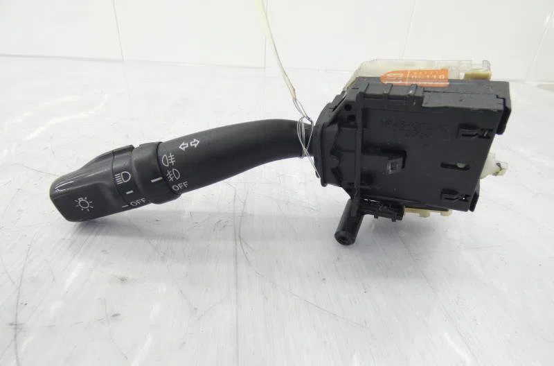 Commande clignotant TOYOTA COROLLA VERSO 2 PHASE 1 occasion — photo 3