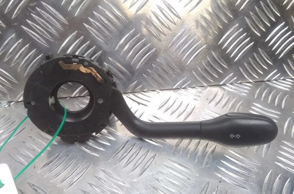 Commande clignotant VOLKSWAGEN LUPO 2000 occasion