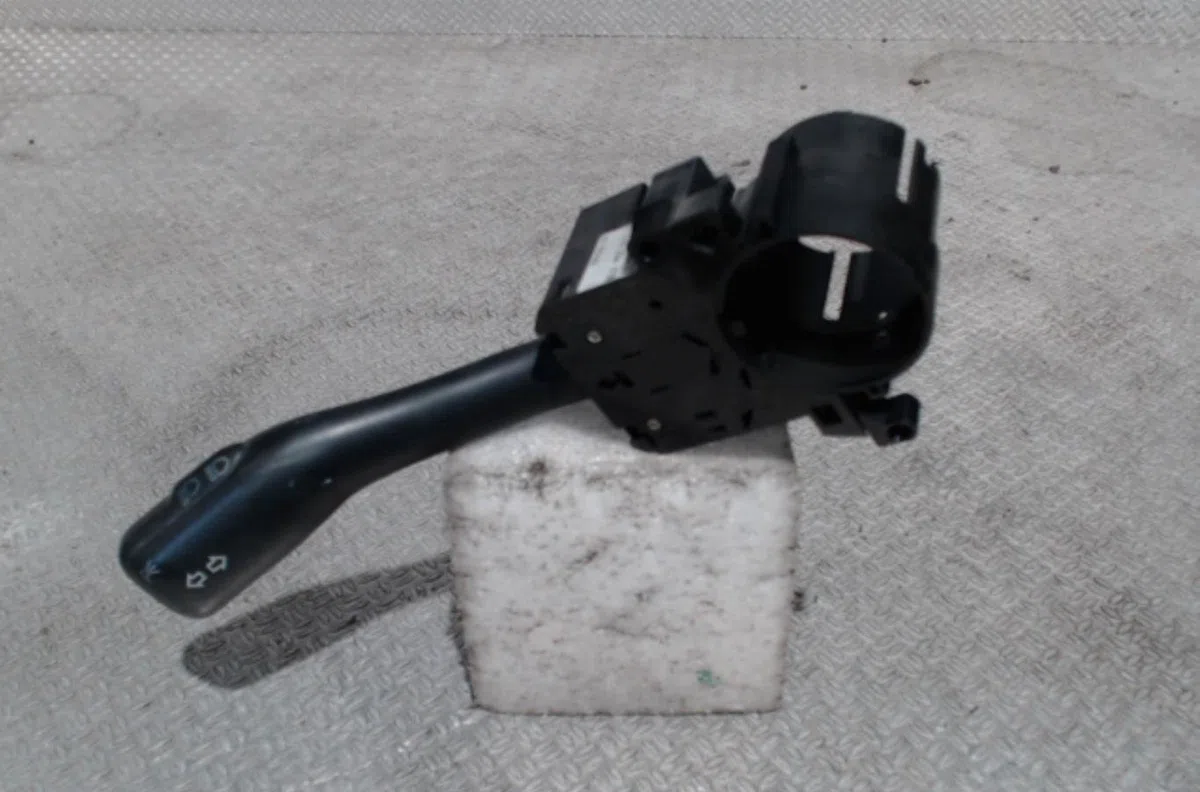 Commande clignotant Volkswagen PASSAT B5.5 (3B3) 1.9 tdi (2000-2005) occasion