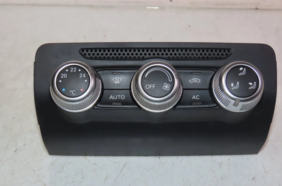Commande de chauffage AUDI A1 occasion