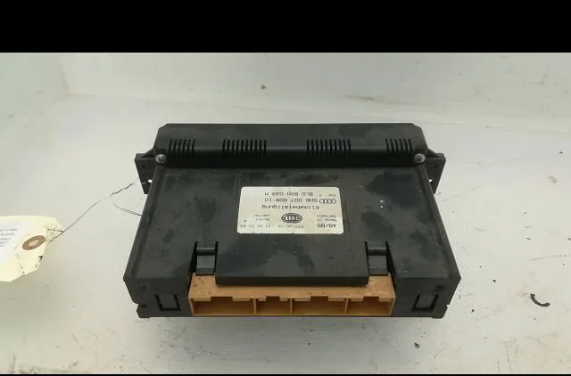 Commande de chauffage Audi A3 (8L1) 1.9 tdi (1996-2001) occasion