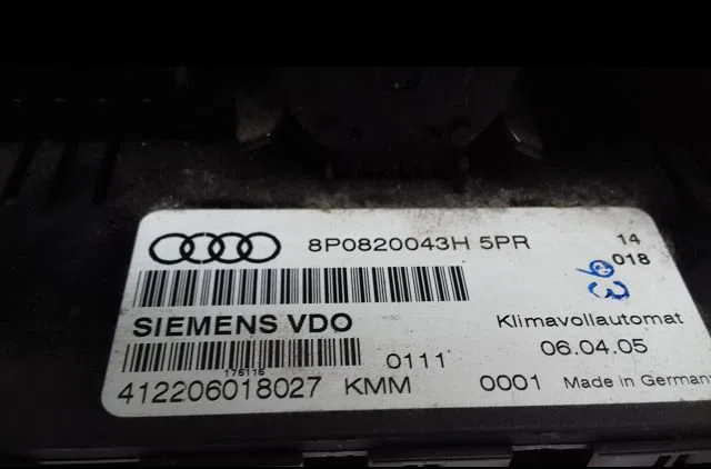 Commande de chauffage Audi A3 (8P1) 2.0 tdi 16v (2003-2012) 3 portes occasion