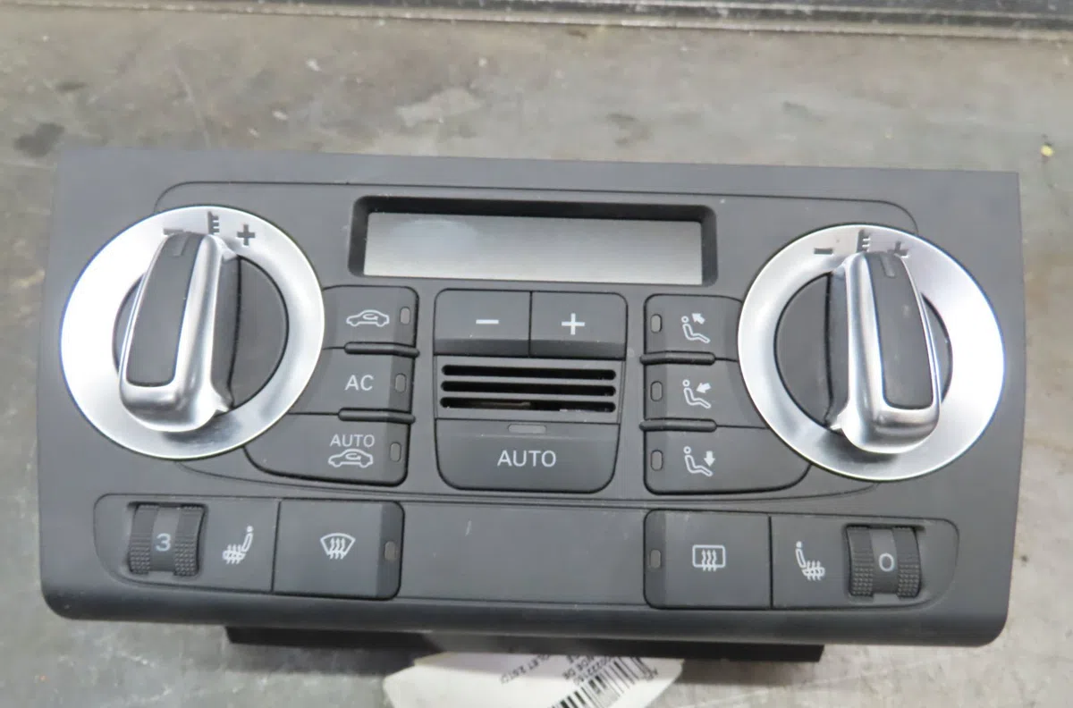 Commande de chauffage Audi A3 Décapotable (8P7) 2.0 tdi (2008-2013) occasion
