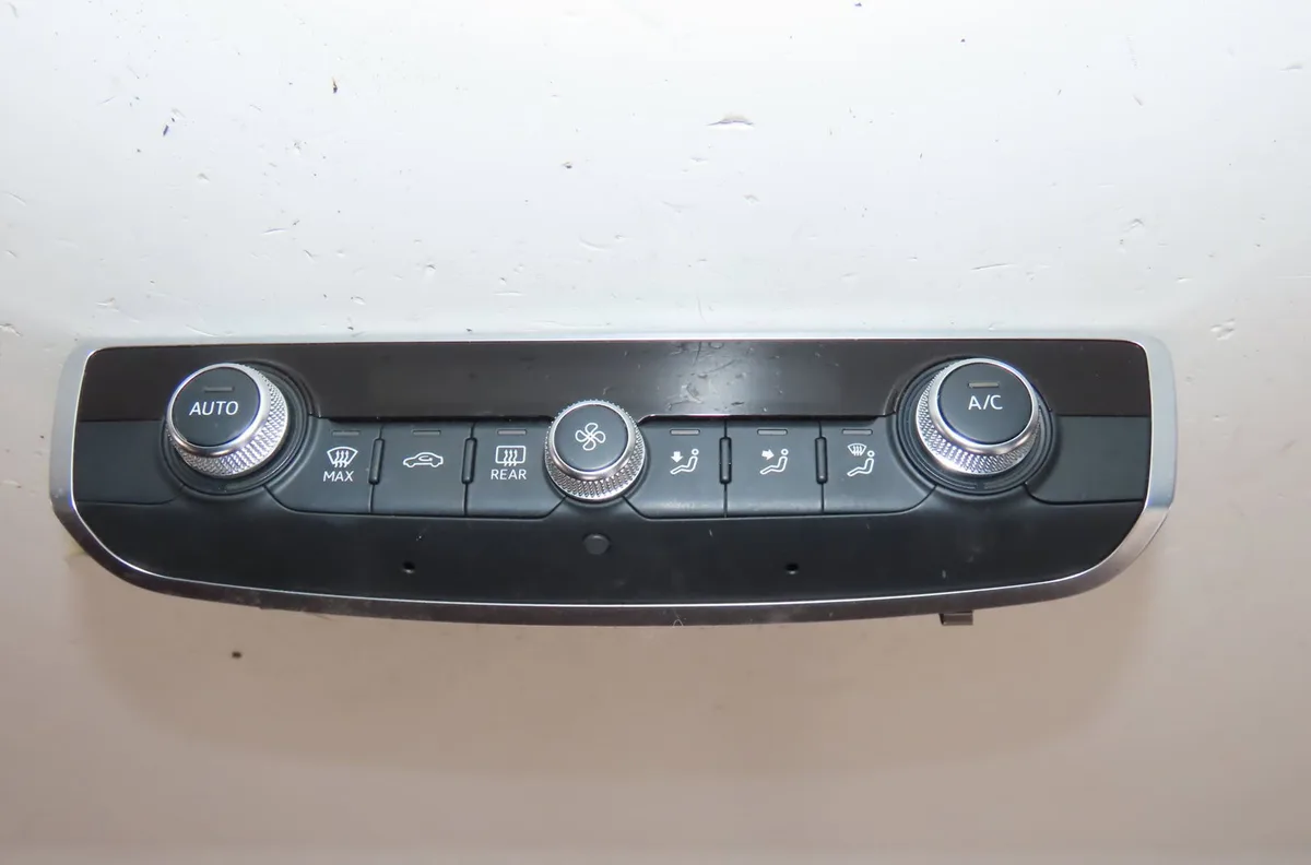 Commande de chauffage Audi A3 Sportback (8VA, 8VF) 2.0 tdi (2012-2020) 5 portes occasion
