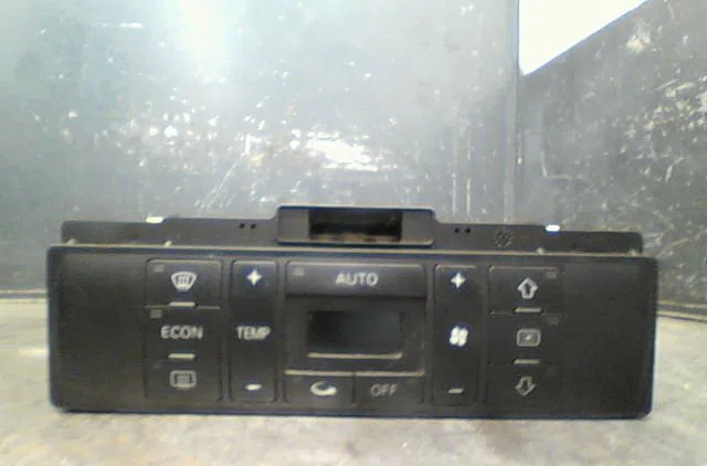 Commande de chauffage Audi A4 B5 (8D2) 1.9 tdi (1995-2000) occasion