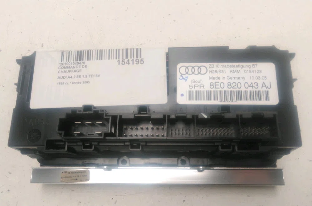 Commande de chauffage Audi A4 B7 (8EC) 1.9 tdi (2004-2008) 4 portes occasion