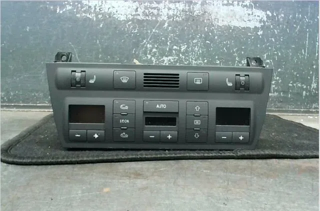 Commande de chauffage Audi A6 C5 Avant (4B5) 2.5 tdi quattro (2000-2005) occasion