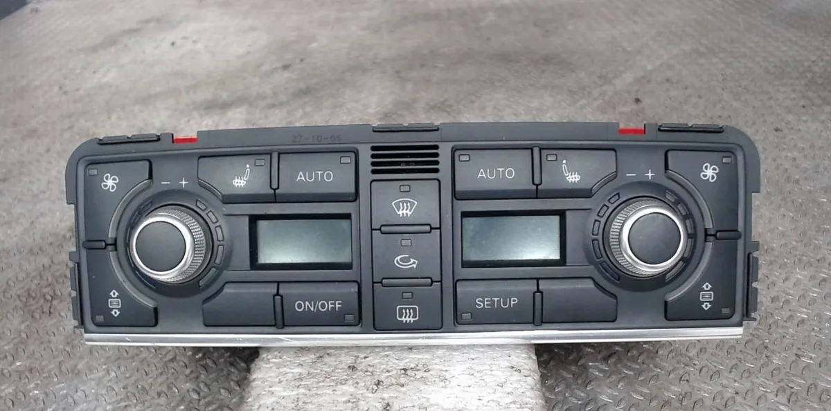 Commande de chauffage AUDI A8 2 PHASE 1 occasion